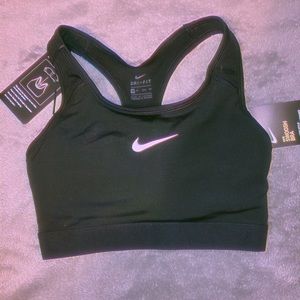 Cute brand new black nike sports bra